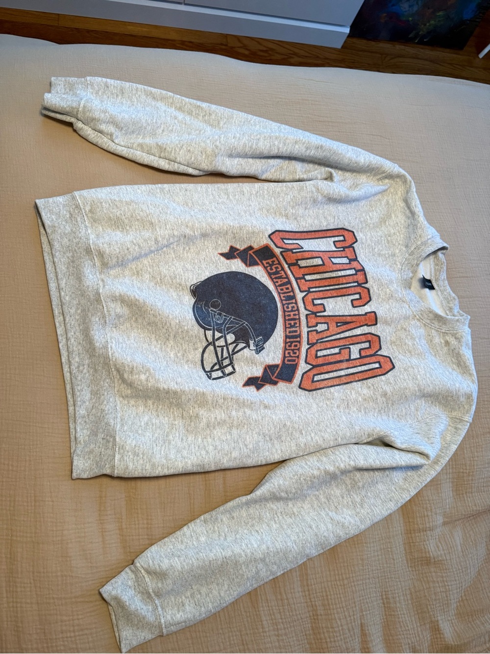 Chicago Graphic Crewneck Sweatshirt - Heather Gray